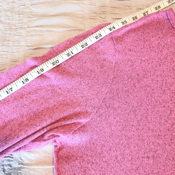 ⏰️3/$10 L/G Solt pink long sleeves shirt with buttons line. - Picture 5 of 9